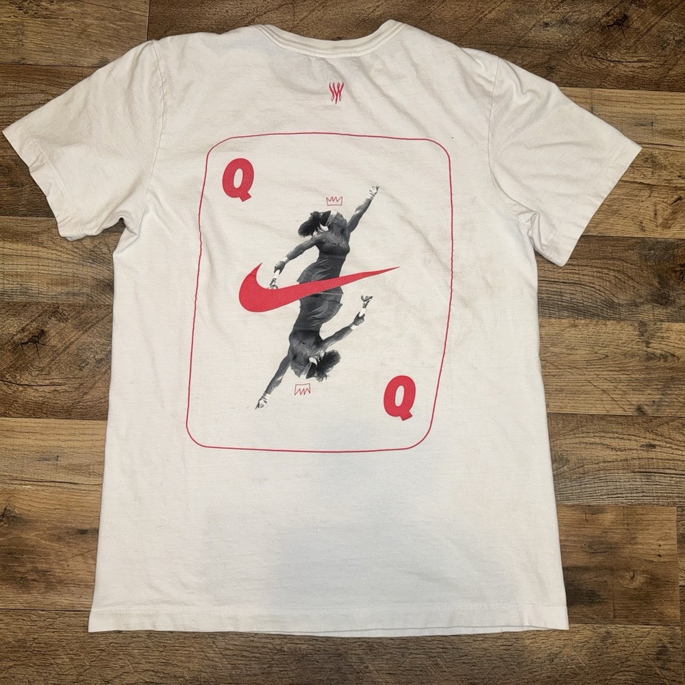 Nike T-Shirt Women Small White Good Serena Williams Queen of the Court Graphic